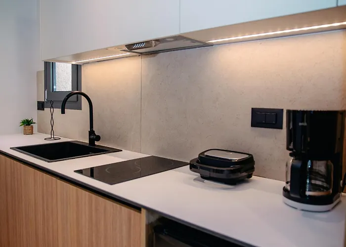Andromahi & Apartamento