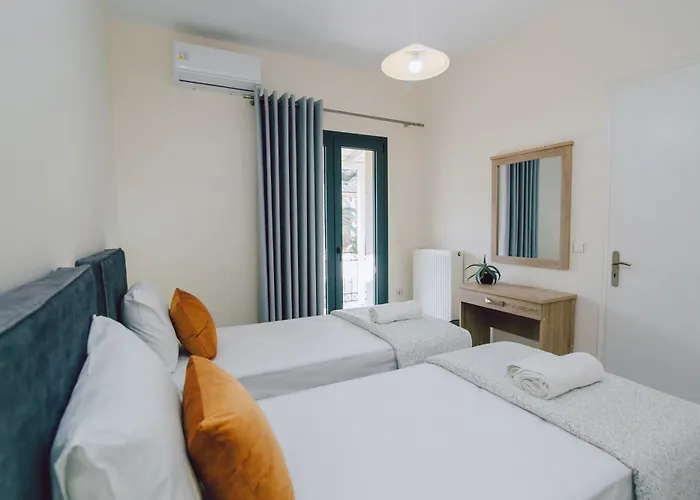 Appartement Andromahi & *